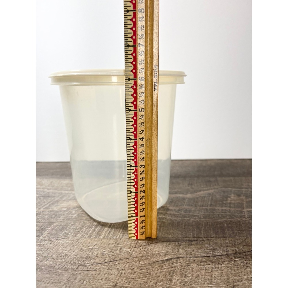Vintage 6 Cup Rubbermaid #5 Servin Saver Square Storage Canister Almond Lid - Picture 3 of 5
